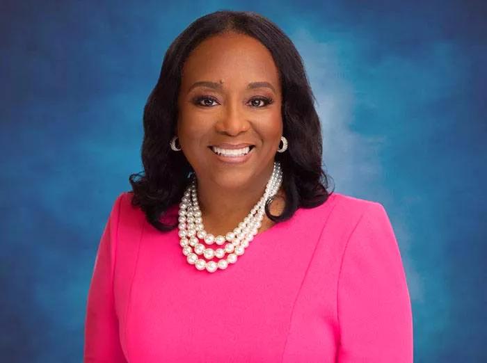 Dr. Saundra Wall Williams Headshot